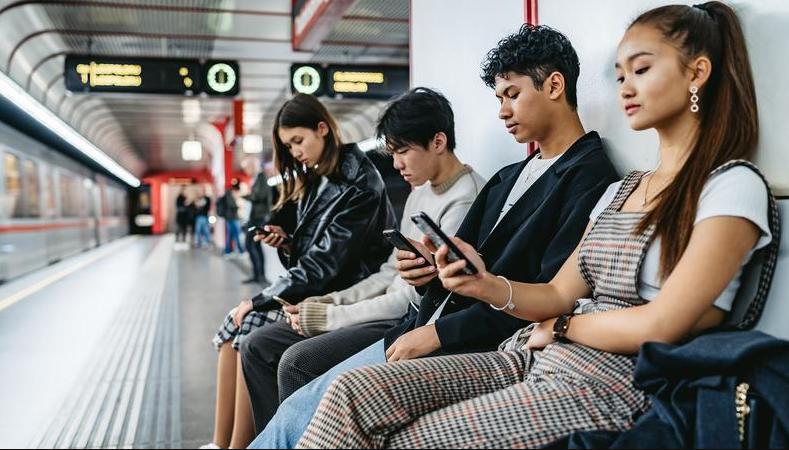 腰部互聯(lián)網(wǎng)新聞(腰部網(wǎng)紅什么意思)